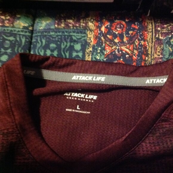 Greg Norman Attack Life Men's Large Port Performance T-Shirt - NWT - Picture 1 of 5